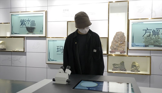 生物骨架结构互动屏幕_触摸查询屏项目导览图1