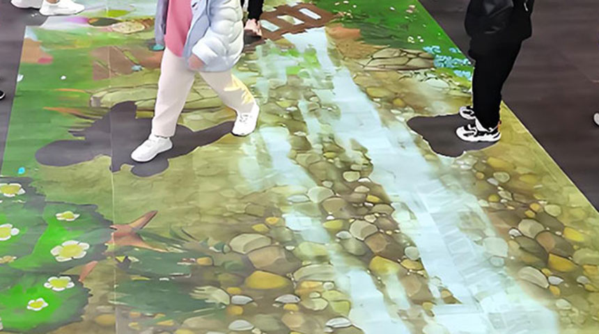 商场内地面互动投影