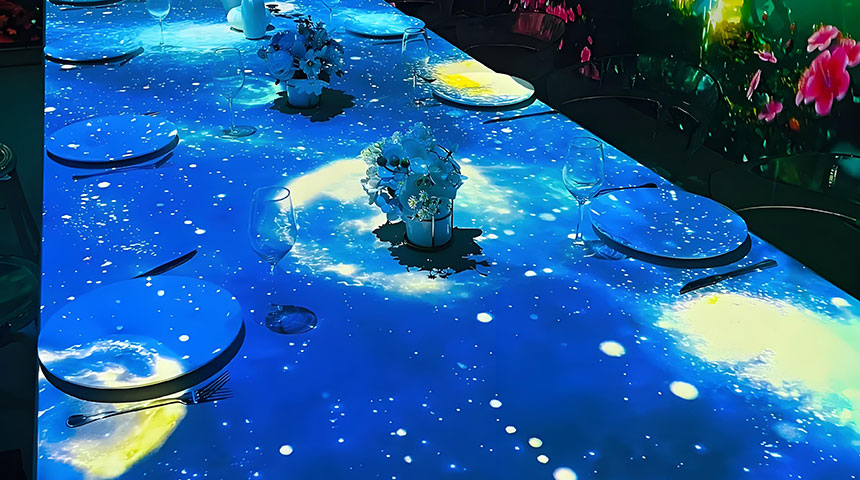 沉浸式投影餐桌