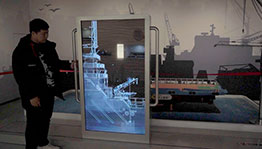 海洋工程船互动滑轨屏_互动屏幕项目导览图2